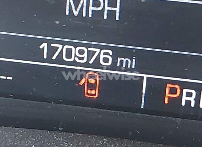 Photo 15 of 2015 Chevrolet Impala 2LZ (VIN 2G1165S35F9123789)