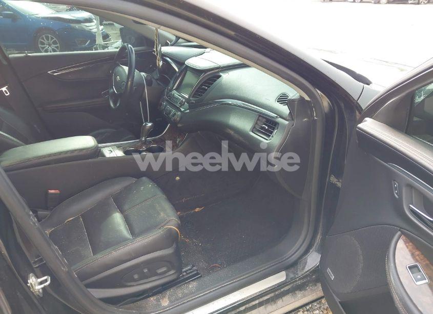 Photo 5 of 2015 Chevrolet Impala 2LZ (VIN 2G1165S35F9147221)