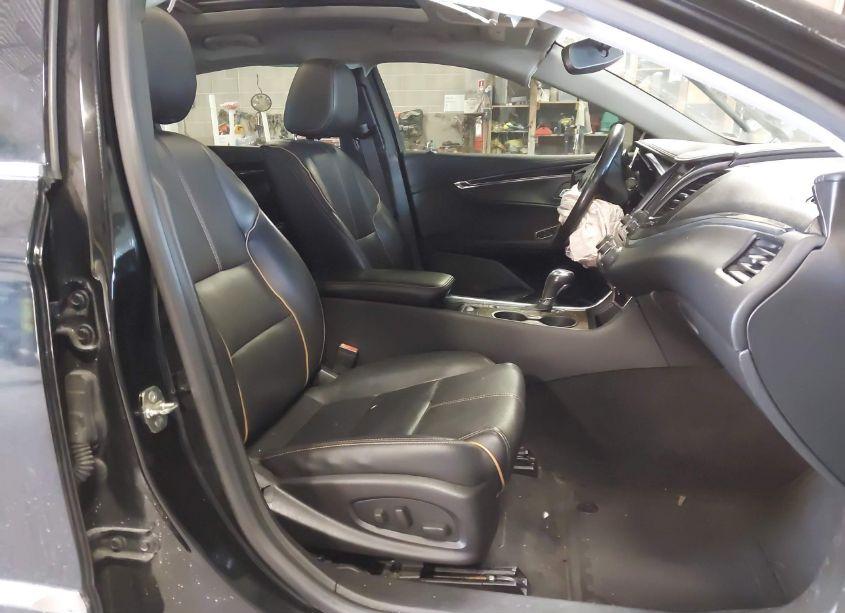 Photo 5 of 2015 Chevrolet Impala 2LZ (VIN 2G1165S36F9231063)