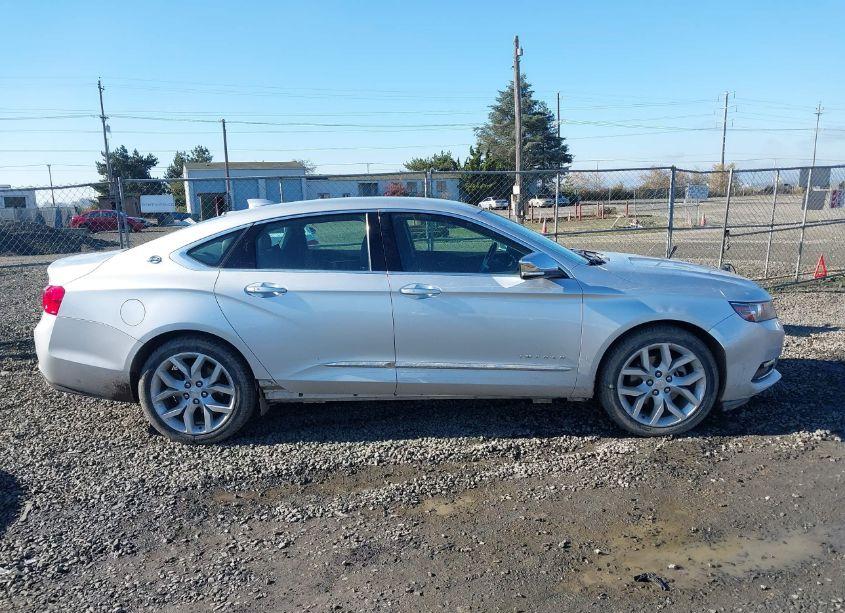 Photo 13 of 2015 Chevrolet Impala 2LZ (VIN 2G1165S39F9119681)