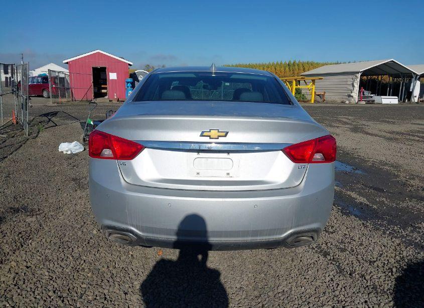 Photo 16 of 2015 Chevrolet Impala 2LZ (VIN 2G1165S39F9119681)