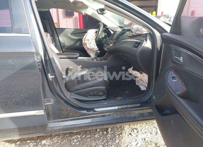 Photo 5 of 2015 Chevrolet Impala 2LZ (VIN 2G1165S39F9133760)