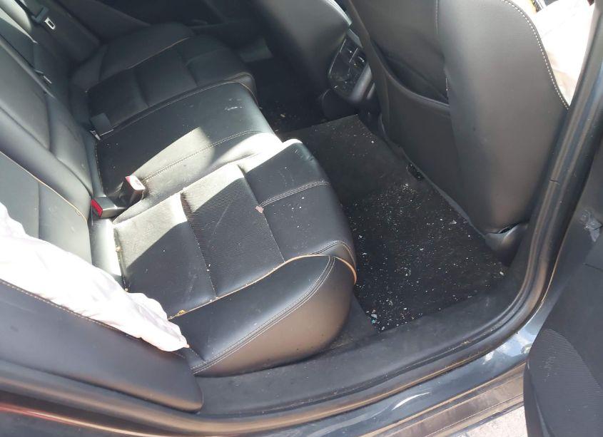 Photo 8 of 2015 Chevrolet Impala 2LZ (VIN 2G1165S39F9204830)