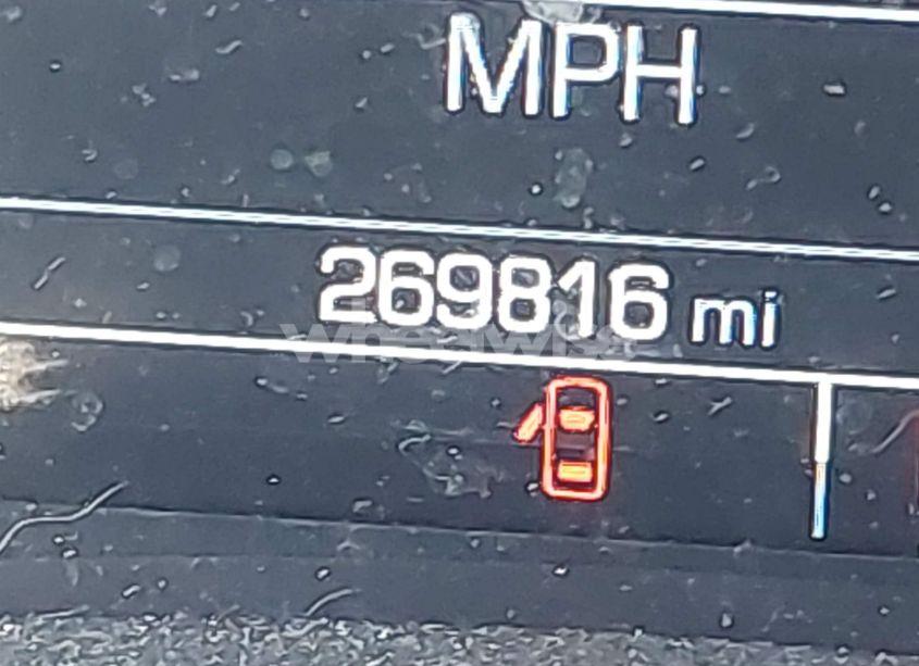 Photo 15 of 2015 Chevrolet Impala 2LZ (VIN 2G1165S3XF9164340)