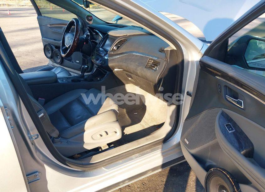 Photo 5 of 2015 Chevrolet Impala 2LZ (VIN 2G1165S3XF9169201)