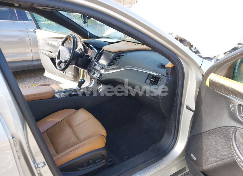 Photo 5 of 2015 Chevrolet Impala 2LZ (VIN 2G1165S3XF9175113)