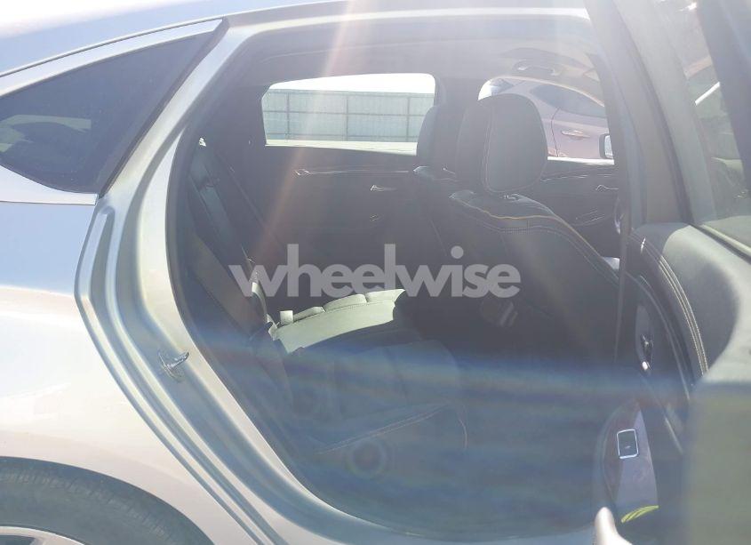 Photo 8 of 2015 Chevrolet Impala 2LZ (VIN 2G1165S3XF9204223)