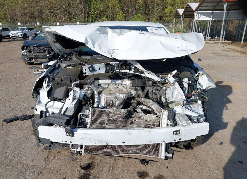 Photo 6 of 2019 Chevrolet Impala LS (VIN 2G11X5SAXK9140867)