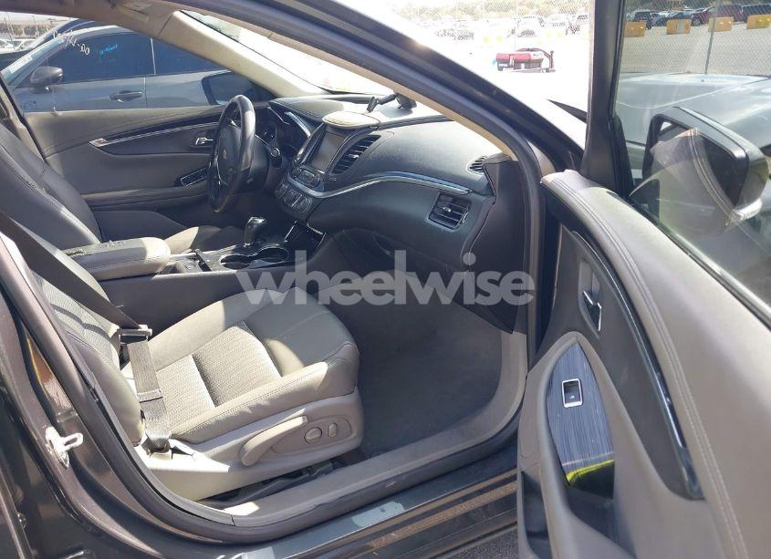 Photo 5 of 2019 Chevrolet Impala LT (VIN 2G11Z5S30K9114225)