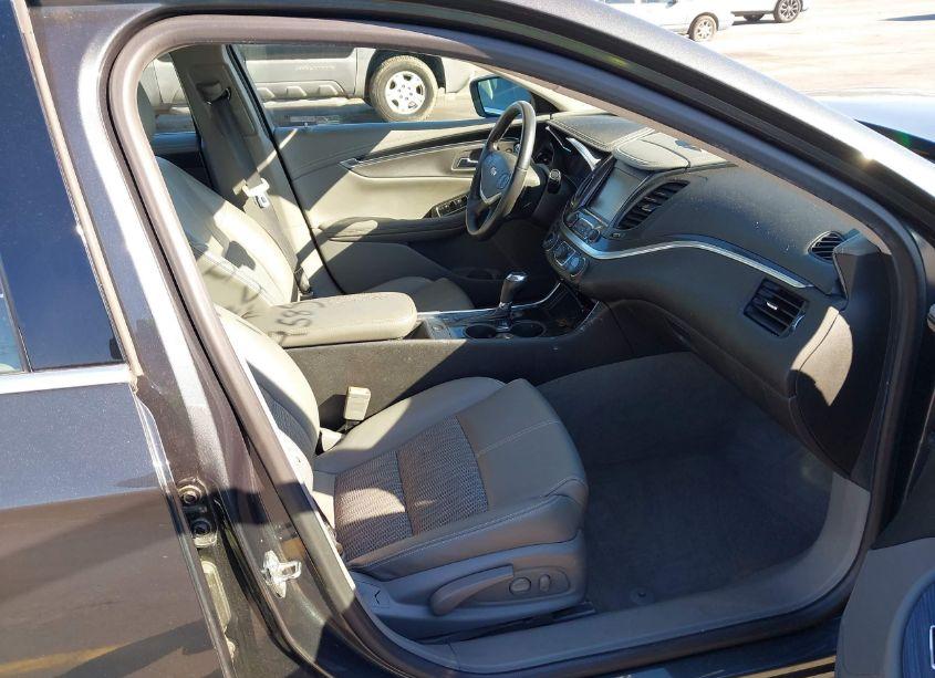 Photo 5 of 2019 Chevrolet Impala LT (VIN 2G11Z5S30K9119585)