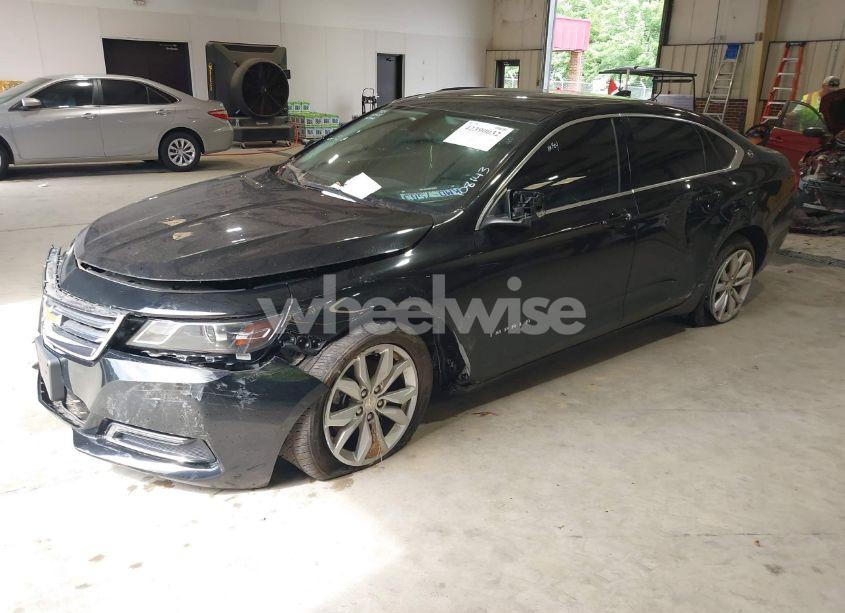 Photo 2 of 2019 Chevrolet Impala LT (VIN 2G11Z5S31K9108143)