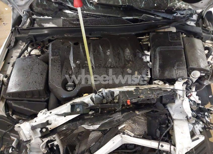 Photo 10 of 2019 Chevrolet Impala LT (VIN 2G11Z5S32K9121239)