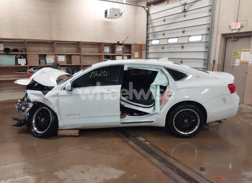 Photo 15 of 2019 Chevrolet Impala LT (VIN 2G11Z5S32K9121239)