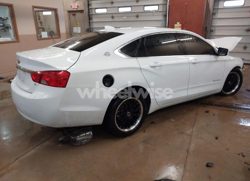 Photo 4 of 2019 Chevrolet Impala LT (VIN 2G11Z5S32K9121239)