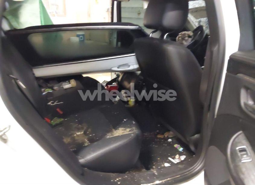 Photo 8 of 2019 Chevrolet Impala LT (VIN 2G11Z5S32K9121239)