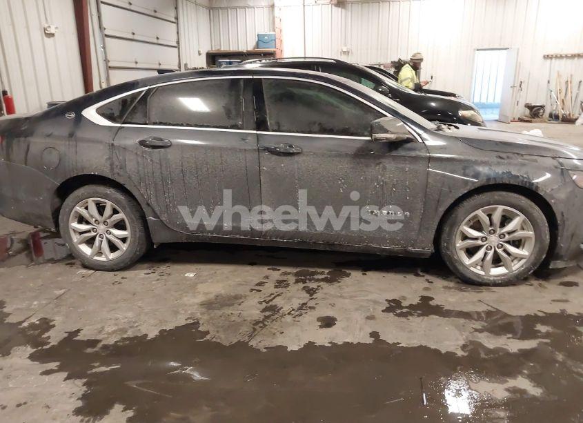 Photo 13 of 2019 Chevrolet Impala LT (VIN 2G11Z5S32K9158596)