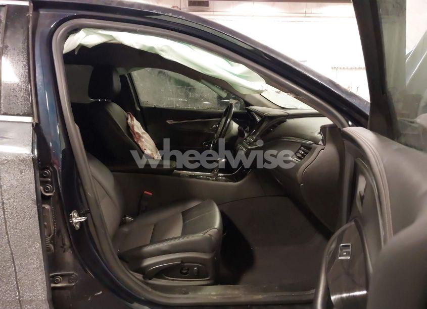 Photo 5 of 2019 Chevrolet Impala LT (VIN 2G11Z5S32K9158596)