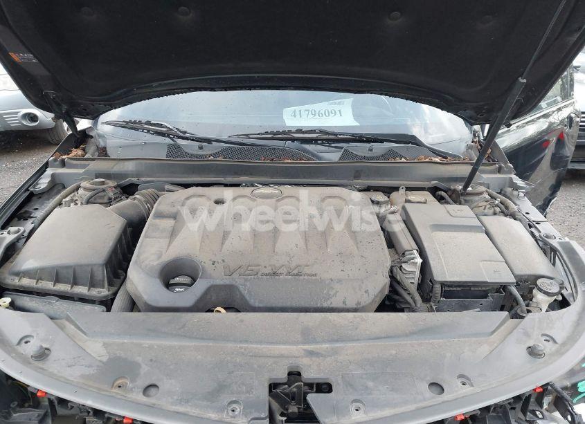 Photo 10 of 2019 Chevrolet Impala LT (VIN 2G11Z5S34K9111103)