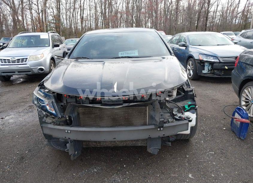 Photo 13 of 2019 Chevrolet Impala LT (VIN 2G11Z5S34K9111103)