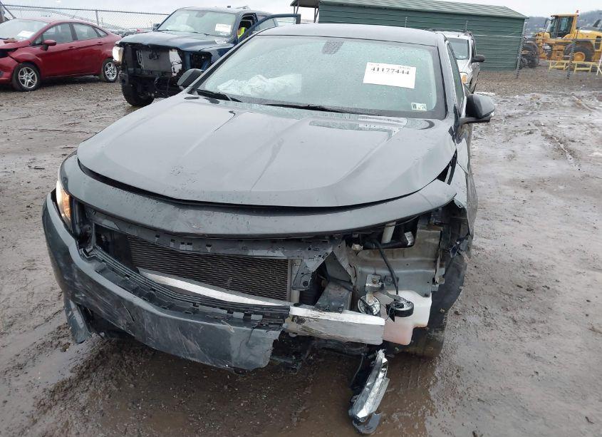 Photo 6 of 2019 Chevrolet Impala LT (VIN 2G11Z5S34K9111246)