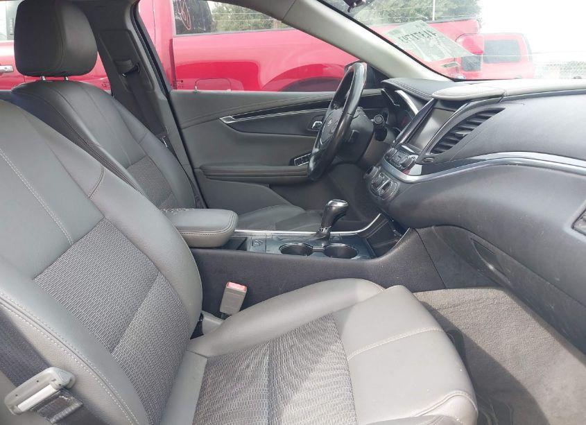 Photo 5 of 2019 Chevrolet Impala LT (VIN 2G11Z5S34K9112994)