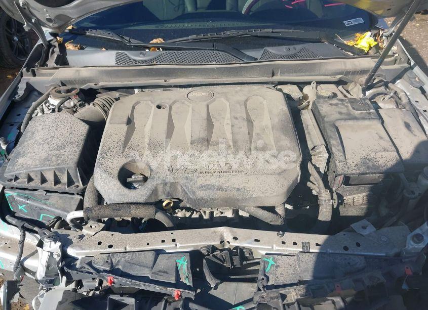 Photo 10 of 2019 Chevrolet Impala LT (VIN 2G11Z5S34K9114650)