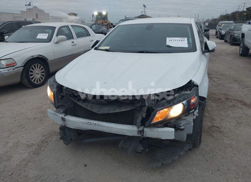 Photo 6 of 2020 Chevrolet Impala LT (VIN 2G11Z5S35L9104923)