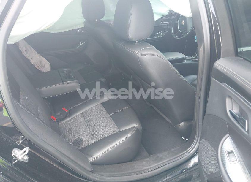 Photo 8 of 2019 Chevrolet Impala LT (VIN 2G11Z5S36K9107165)