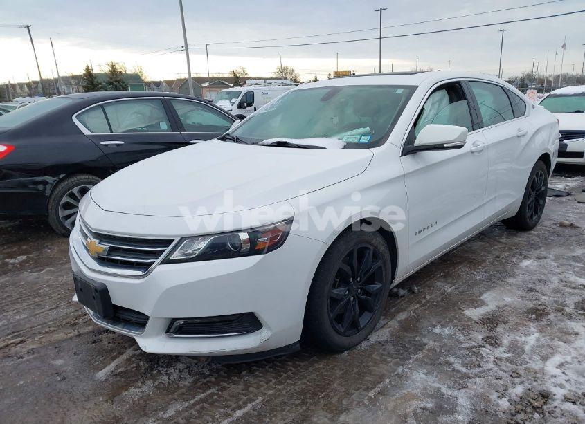 Photo 2 of 2019 Chevrolet Impala LT (VIN 2G11Z5S36K9138108)