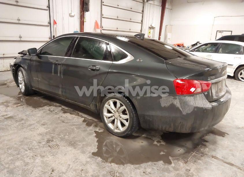 Photo 3 of 2019 Chevrolet Impala LT (VIN 2G11Z5S38K9115946)