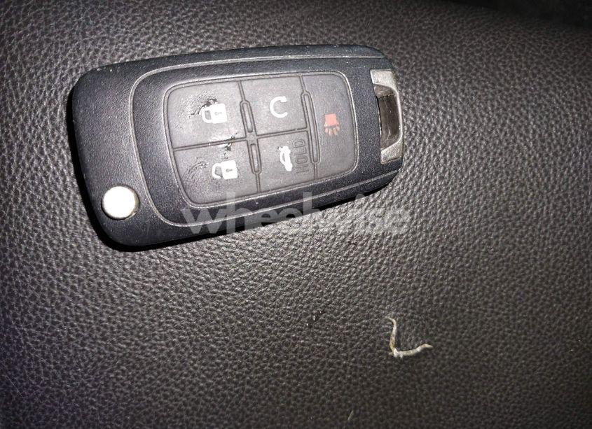 Photo 11 of 2019 Chevrolet Impala LT (VIN 2G11Z5S38K9130009)