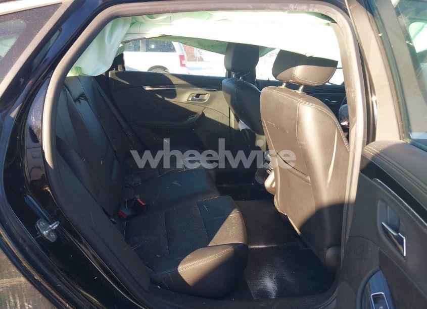 Photo 8 of 2019 Chevrolet Impala LT (VIN 2G11Z5S38K9132052)