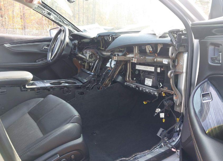 Photo 5 of 2020 Chevrolet Impala FWD LT (VIN 2G11Z5S38L9104818)