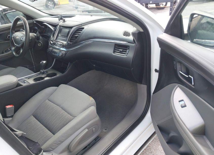 Photo 5 of 2016 Chevrolet Impala LS (VIN 2G11Z5SA1G9165299)