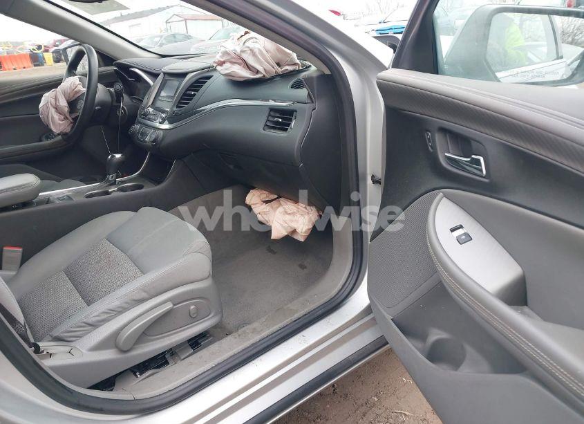 Photo 5 of 2017 Chevrolet Impala LS (VIN 2G11Z5SA1H9194660)