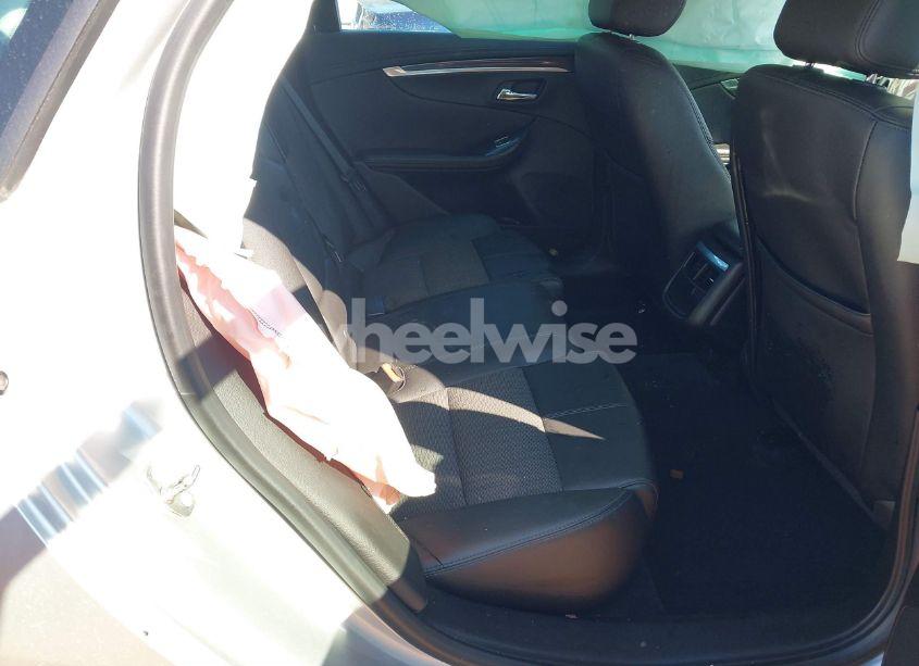 Photo 8 of 2019 Chevrolet Impala LT (VIN 2G11Z5SA1K9142520)