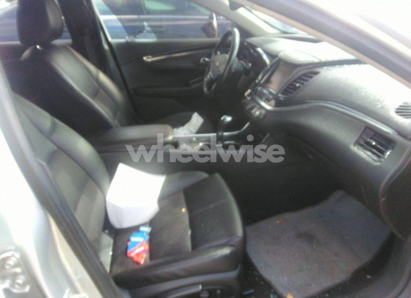 Photo 5 of 2019 Chevrolet Impala LT (VIN 2G11Z5SA4K9154452)