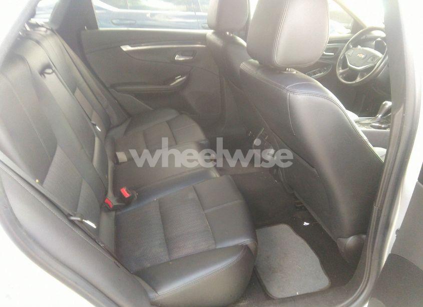 Photo 8 of 2019 Chevrolet Impala LT (VIN 2G11Z5SA4K9154452)