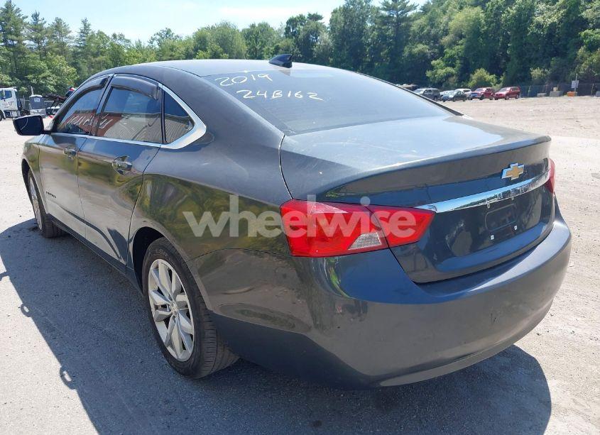 Photo 3 of 2019 Chevrolet Impala LT (VIN 2G11Z5SA5K9120360)