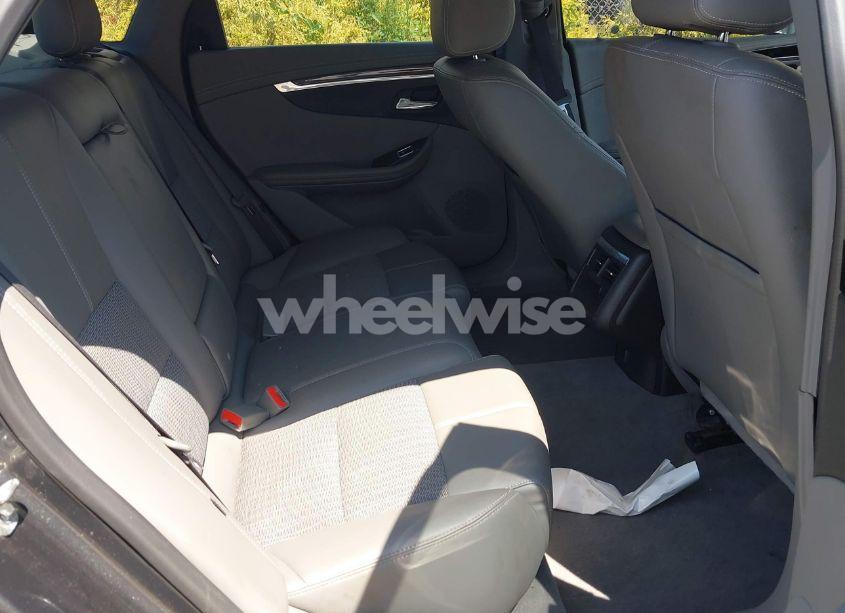 Photo 8 of 2019 Chevrolet Impala LT (VIN 2G11Z5SA5K9120360)