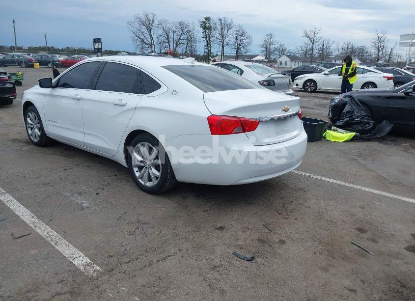 Photo 3 of 2019 Chevrolet Impala LT (VIN 2G11Z5SA6K9148202)