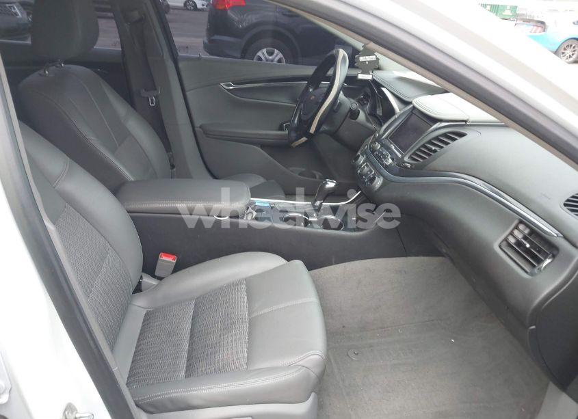 Photo 5 of 2019 Chevrolet Impala LT (VIN 2G11Z5SA6K9148202)