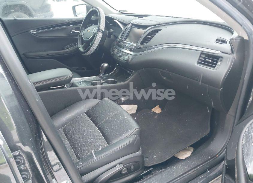 Photo 5 of 2019 Chevrolet Impala LT (VIN 2G11Z5SA7K9147964)