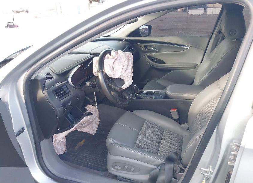 Photo 5 of 2019 Chevrolet Impala LT (VIN 2G11Z5SA7K9148242)