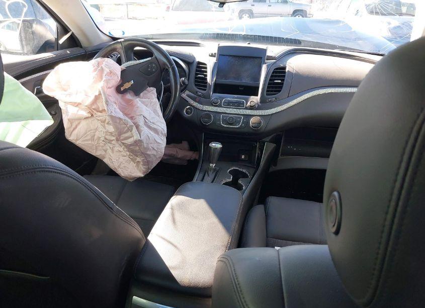 Photo 5 of 2019 Chevrolet Impala LT (VIN 2G11Z5SA9K9132589)