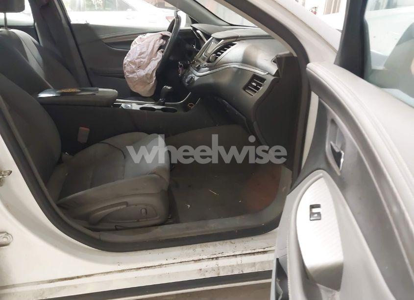 Photo 5 of 2017 Chevrolet Impala LS (VIN 2G11Z5SAXH9171667)
