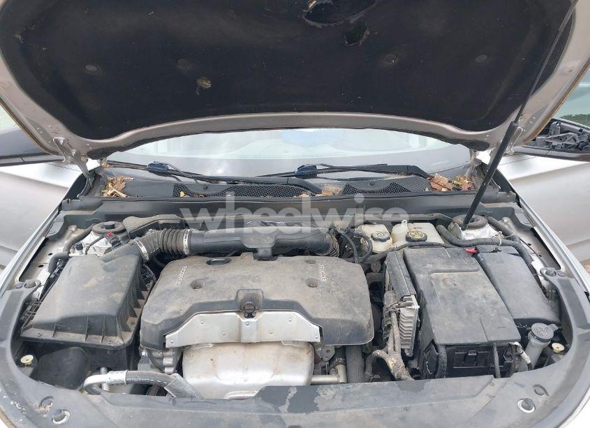 Photo 10 of 2015 Chevrolet Impala LS (VIN 2G11Z5SLXF9142202)