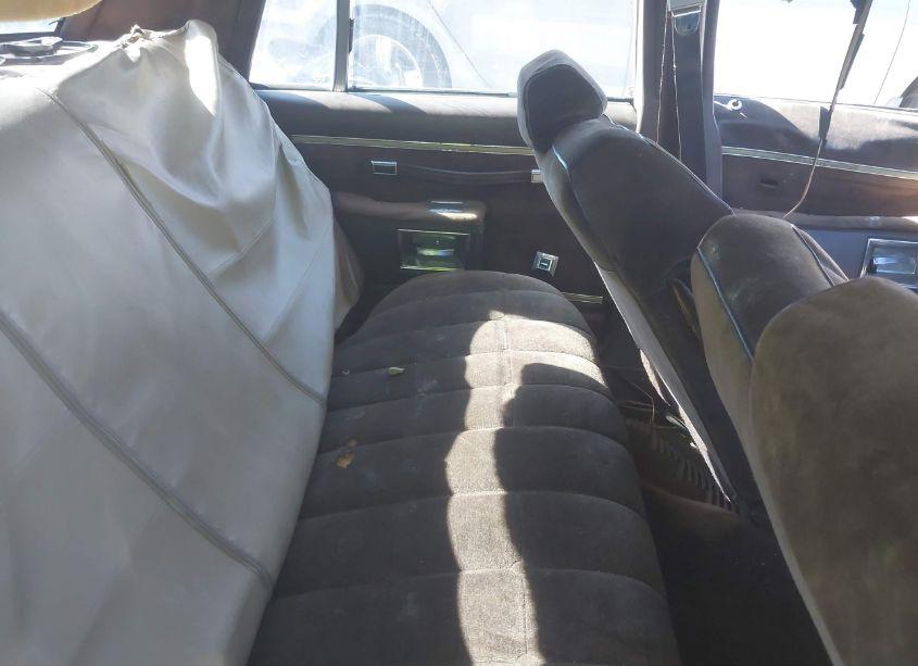 Photo 8 of 1983 Chevrolet Caprice CLASSIC (VIN 2G1AN69HXD1265352)