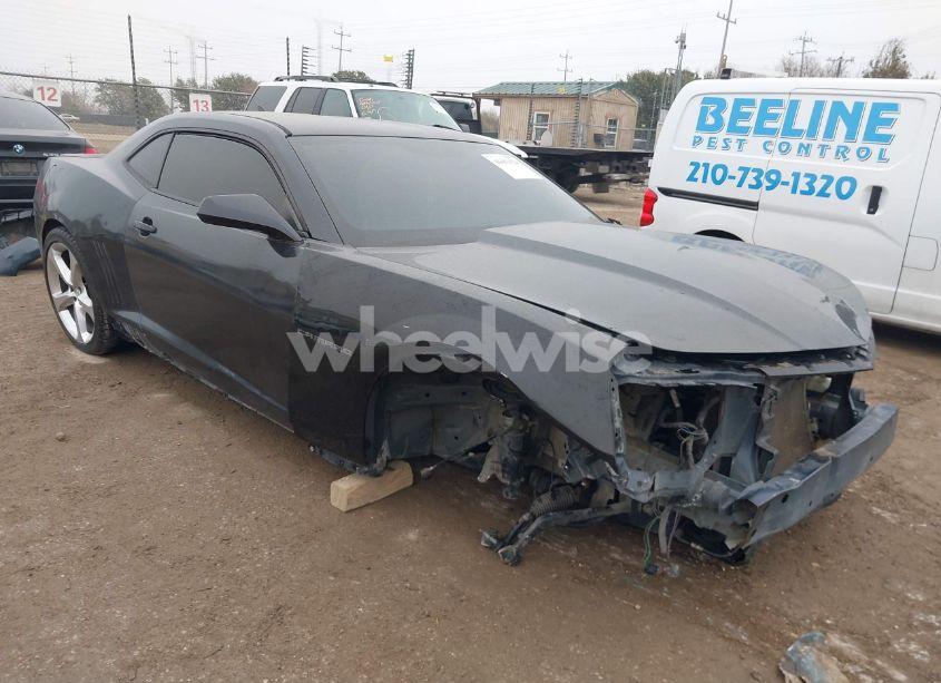 2013 Chevrolet Camaro 2LS (VIN 2G1FA1E30D9138612) main photo
