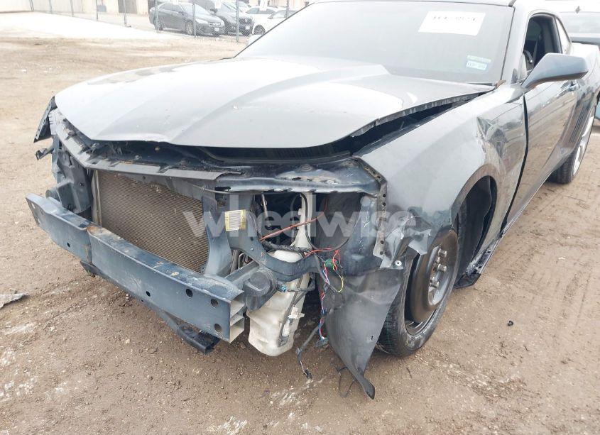 Photo 6 of 2013 Chevrolet Camaro 2LS (VIN 2G1FA1E30D9138612)